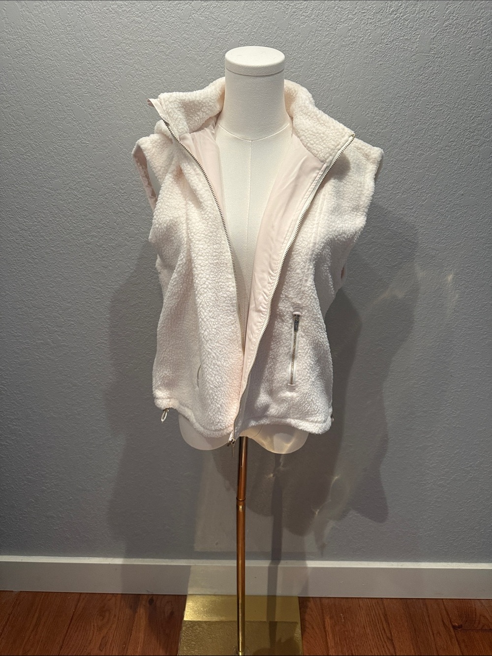 Salt Project Women's Cream Sherpa Fleece Zip Vest